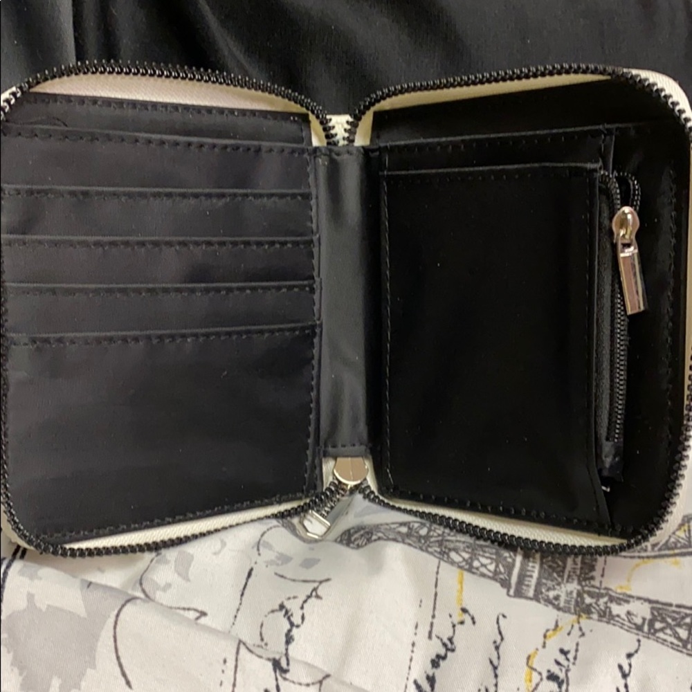 Wallet - Picture 3 of 3